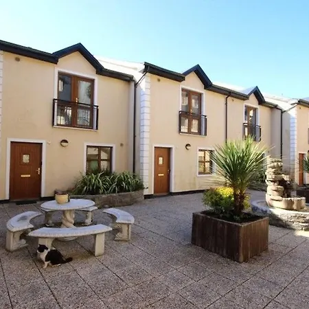 Holiday home 2 Court Clifden